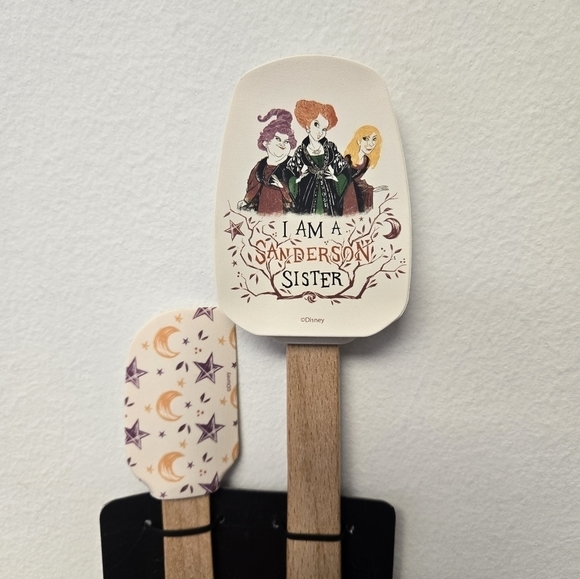 Disney Hocus Pocus Sanderson sisters Silicone Spatula & Spoon Set - Picture 2 of 6